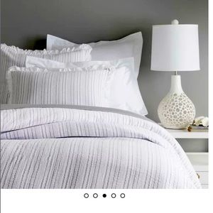 Pine Cone Hill shams, 1 euro, 1 king Cintia Matelasse